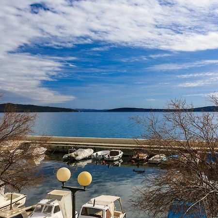 Holiday Home Obrov Kaštela 外观 照片