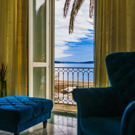 Holiday Home Obrov Kaštela 外观 照片