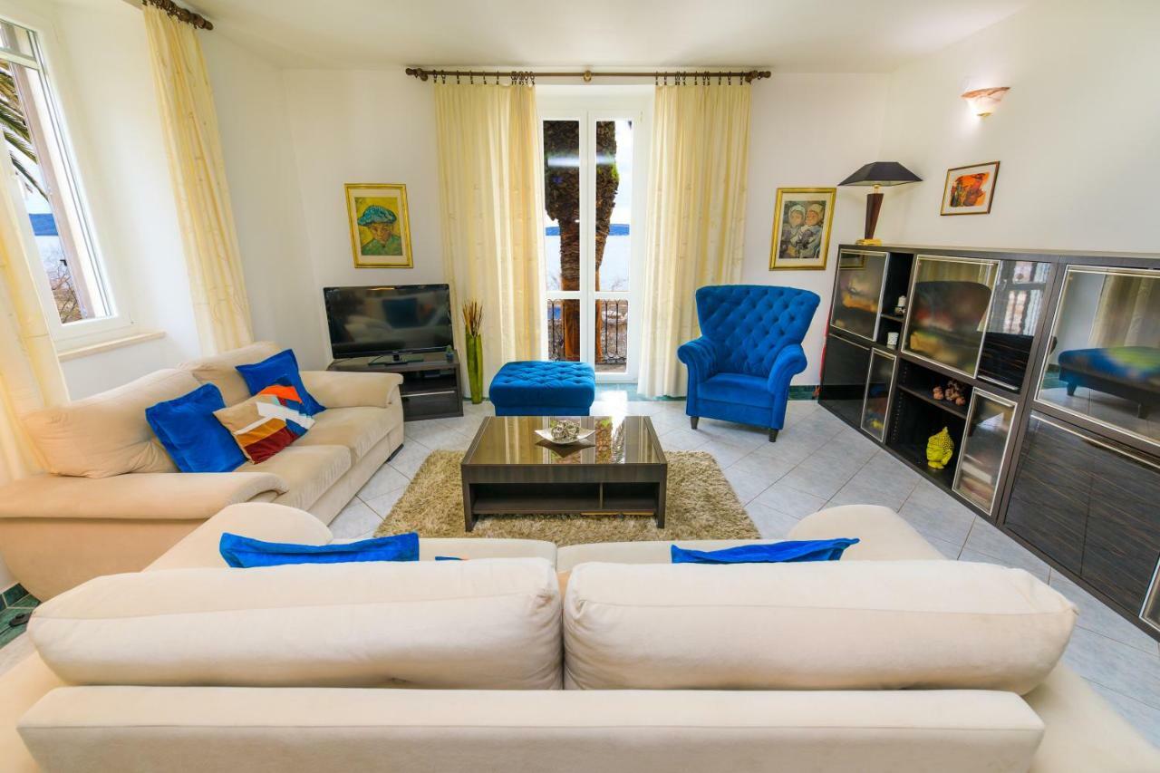 Holiday Home Obrov Kaštela 外观 照片