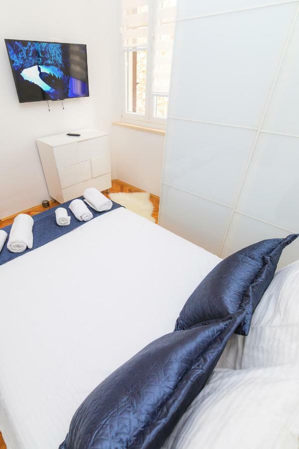 Holiday Home Obrov Kaštela 外观 照片