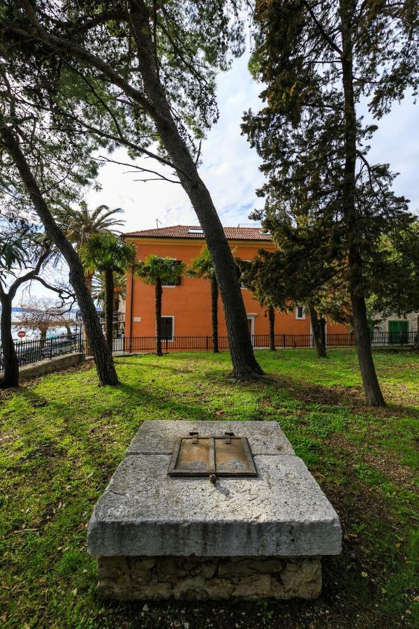 Holiday Home Obrov Kaštela 外观 照片